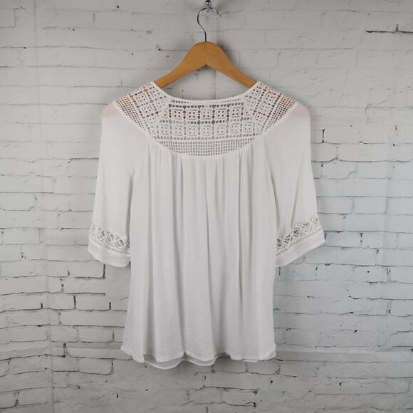 PALE SKY WHITE SHORT SLEEVE ROUND NECK LACE TOP SIZE SMALL - Picture 7 of 7
